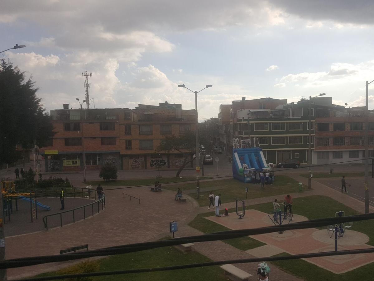 Apartamento Cerca Aeropuerto, Fotos Y Huellas Para Visa Americana, Embajada Eeuu Bogota Exterior photo
