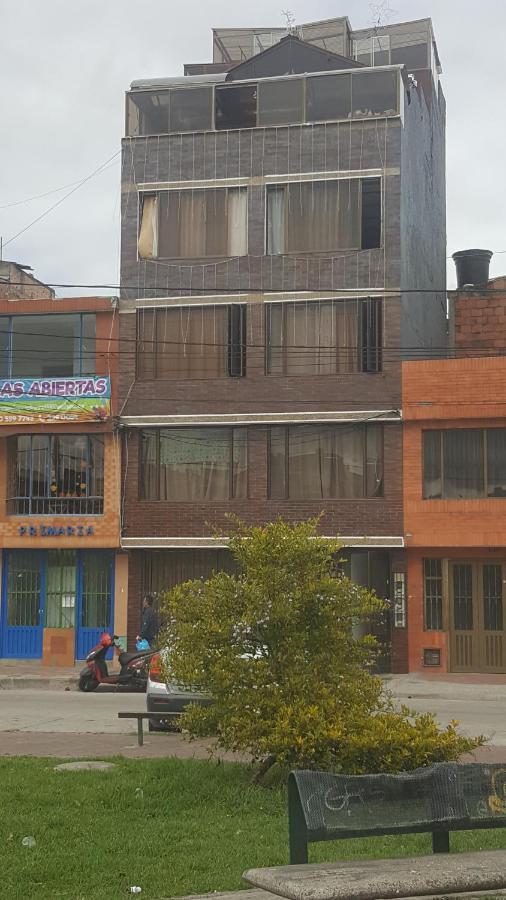 Apartamento Cerca Aeropuerto, Fotos Y Huellas Para Visa Americana, Embajada Eeuu Bogota Exterior photo